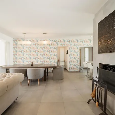 Privada Con Piscina Y Jardin En Chapas, Villa