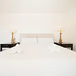Privada Con Piscina Y Jardin En Chapas, * 马尔韦利亚