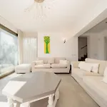别墅 Privada Con Piscina Y Jardin En Chapas, 马尔韦利亚