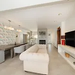 Privada Con Piscina Y Jardin En Chapas, *
