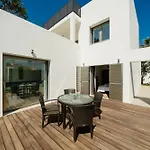Privada Con Piscina Y Jardin En Chapas, 马尔韦利亚