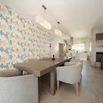 别墅 Privada Con Piscina Y Jardin En Chapas, 马尔韦利亚