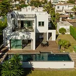 别墅 Privada Con Piscina Y Jardin En Chapas, 马尔韦利亚
