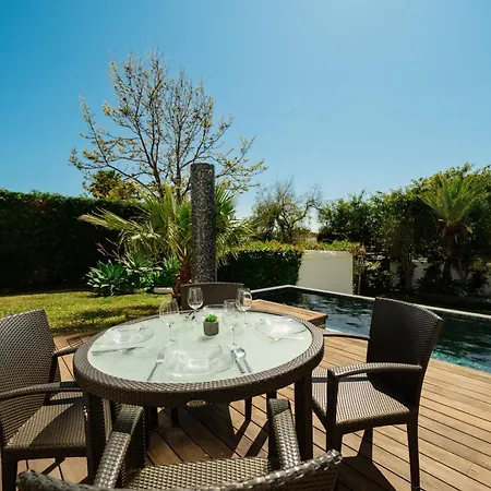 Privada Con Piscina Y Jardin En Chapas, ヴィラ