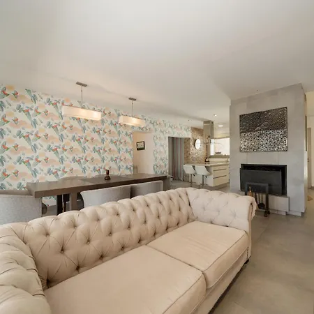 Privada Con Piscina Y Jardin En Chapas, *