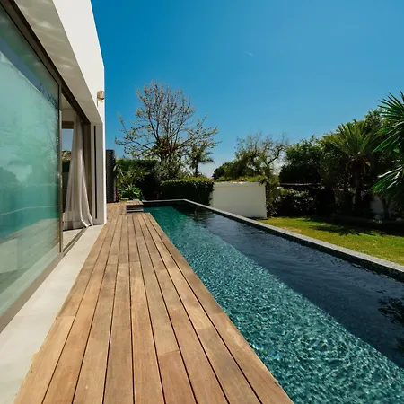 Privada Con Piscina Y Jardin En Chapas, Villa Marbella