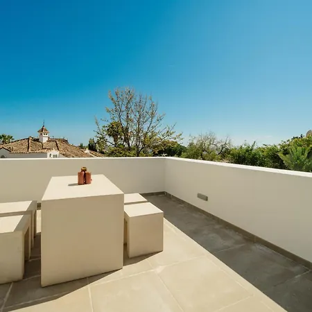 Villa Privada Con Piscina Y Jardin En Chapas, *
