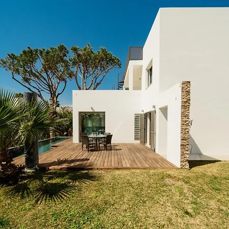 Privada Con Piscina Y Jardin En Chapas, Villa *