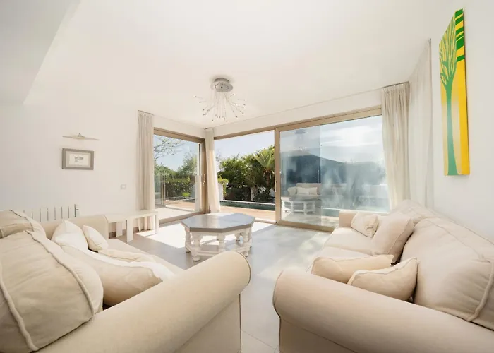 Privada Con Piscina Y Jardin En Chapas, *
