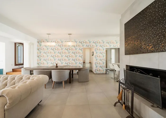 Privada Con Piscina Y Jardin En Chapas, Vila