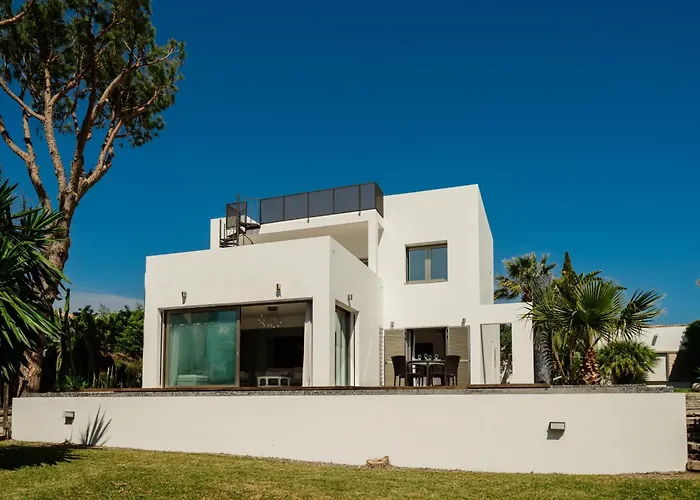 Privada Con Piscina Y Jardin En Chapas, *