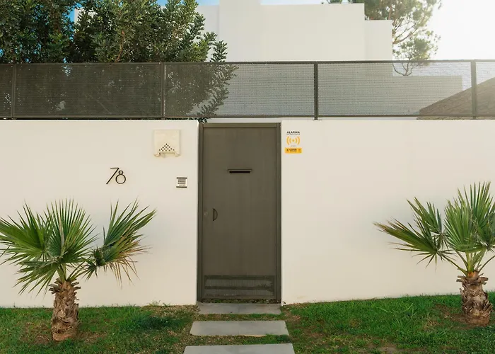 Privada Con Piscina Y Jardin En Chapas, Vila *